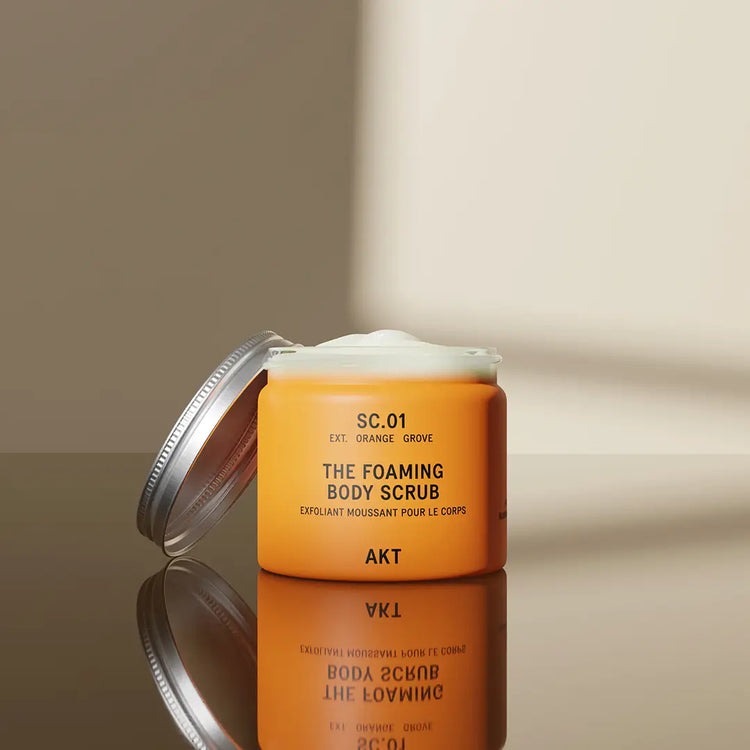 THE FOAMING BODY SCRUB
